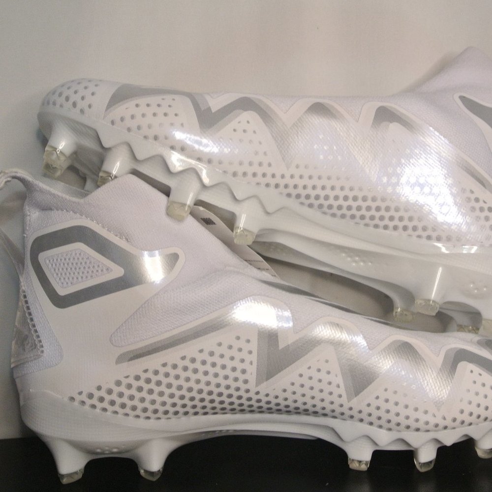 Adidas Freak Ultra 22 White Metallic Silver Football Cleats Men's Size 10 GX5131